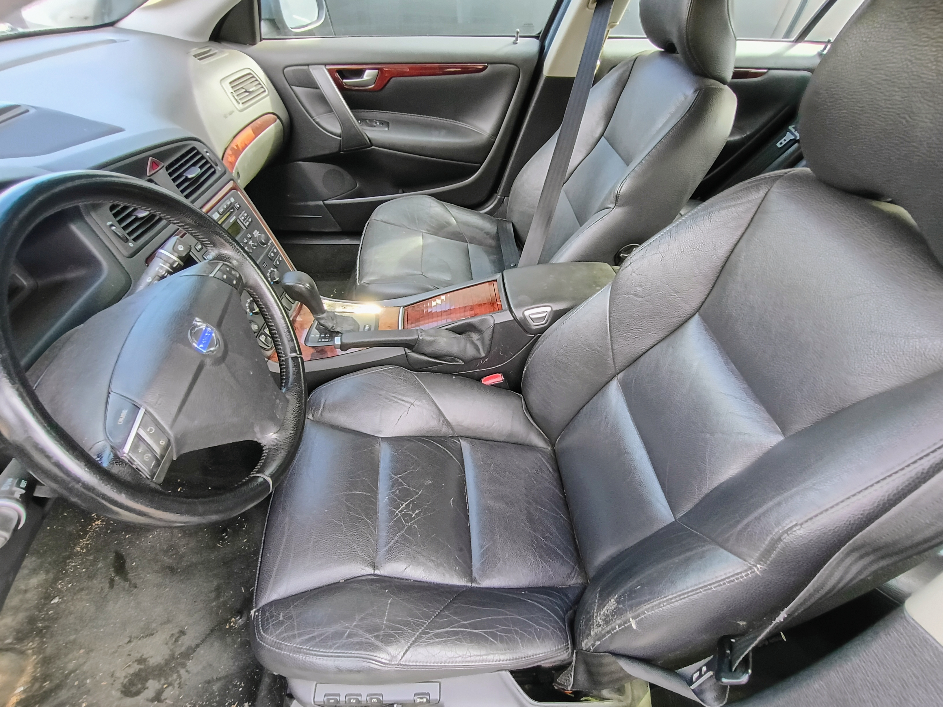 Auction Image 9